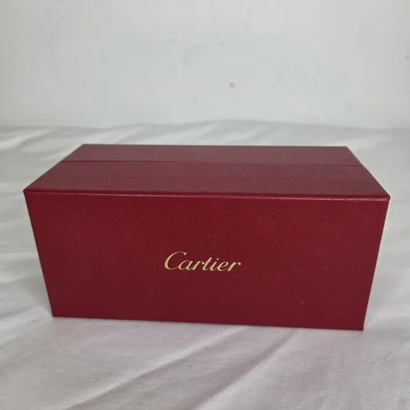 Cartier Elegant Red Sunglasses Storage Box - Picture 2 of 8